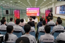 奏響青春之歌，感受奮斗力量！“青春思享嘉”黨的二十大精神宣講走進“未來工廠”